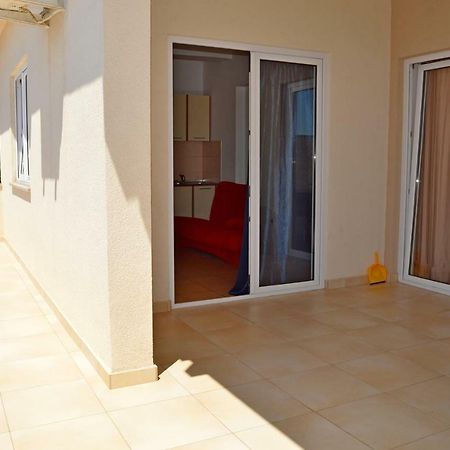 Apartmani Macak II Novalja Exteriér fotografie