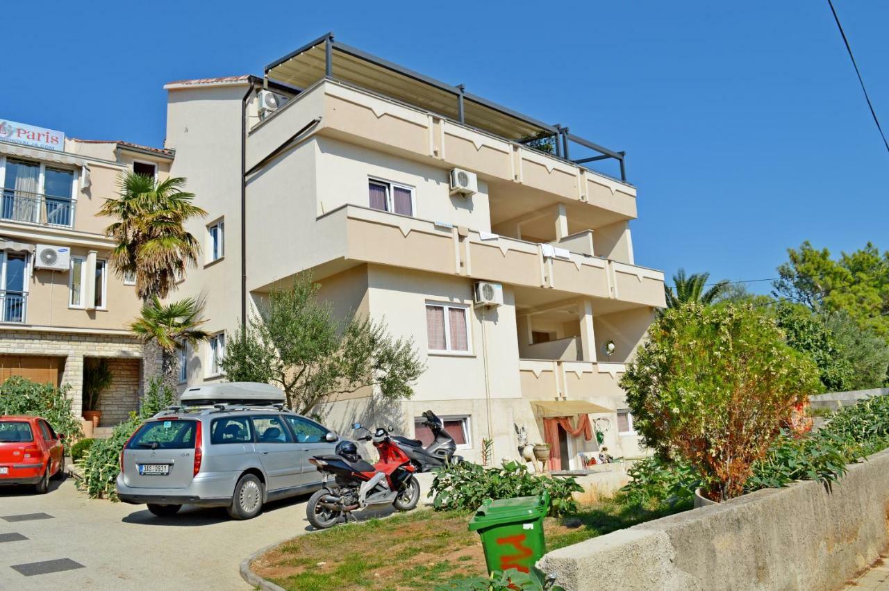 Apartmani Macak II Novalja Exteriér fotografie