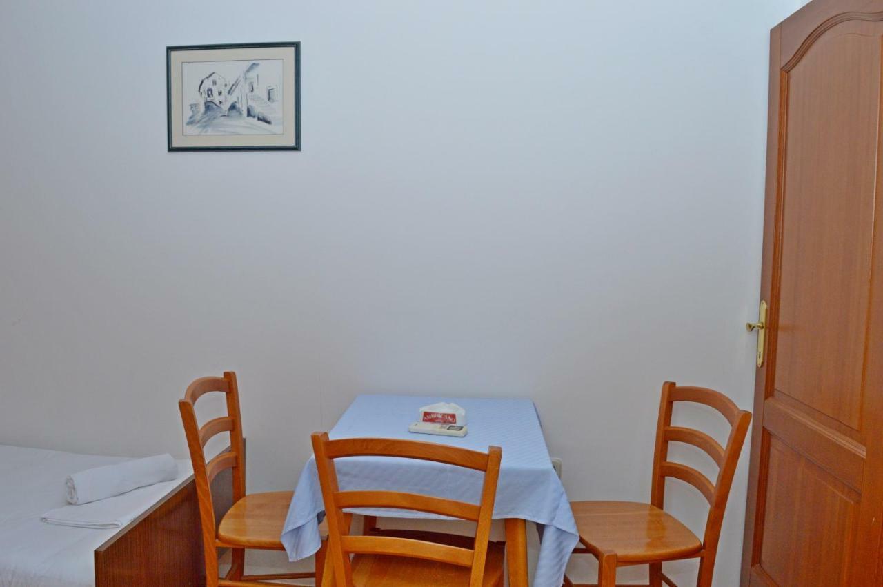 Apartmani Macak II Novalja Exteriér fotografie