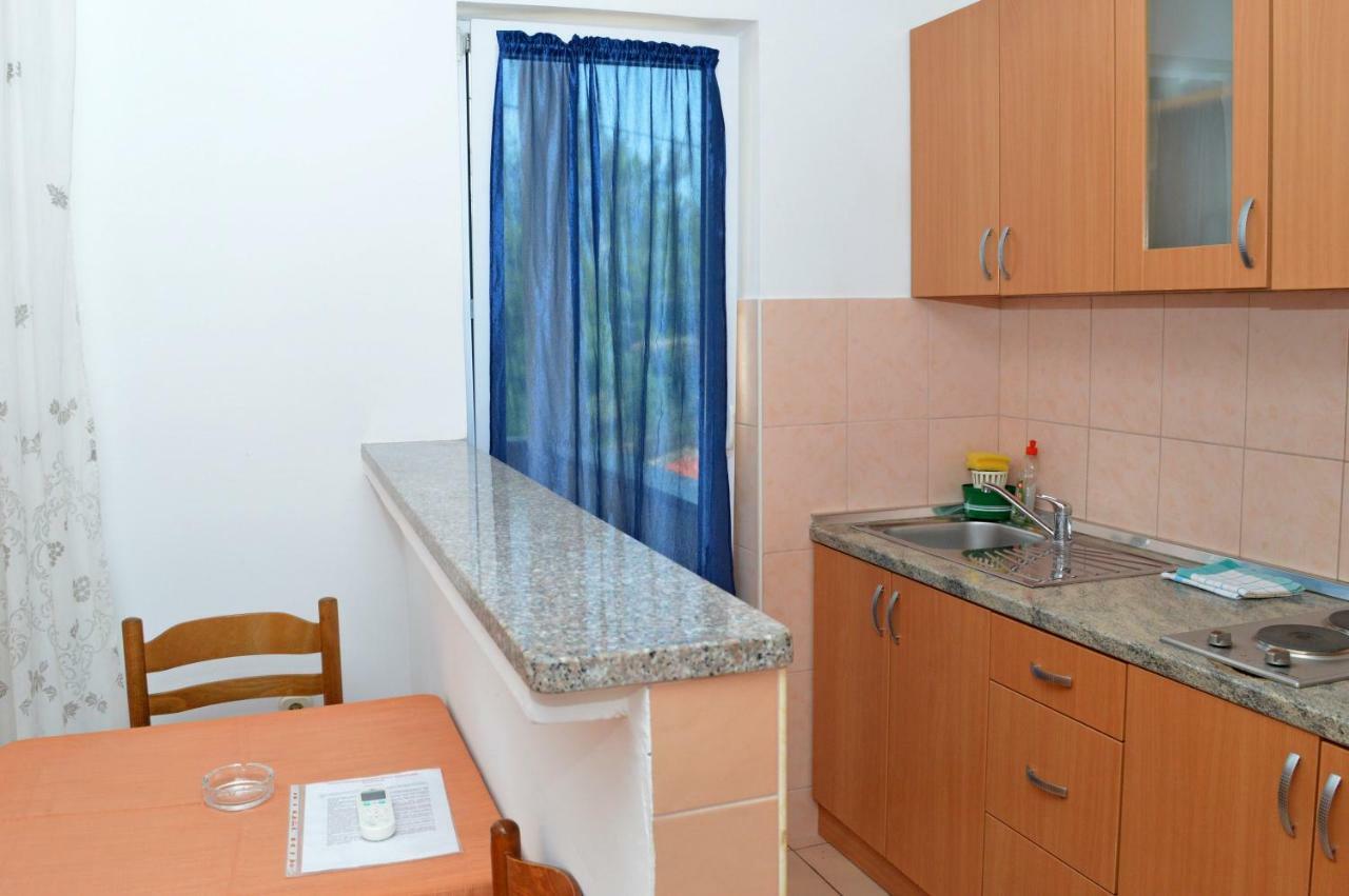 Apartmani Macak II Novalja Exteriér fotografie