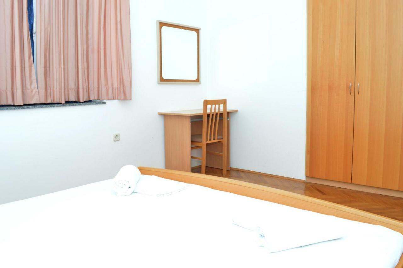 Apartmani Macak II Novalja Exteriér fotografie